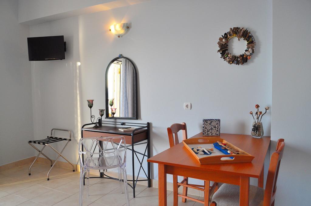 Pyrgos Zante Suites Alykanas  Exterior photo